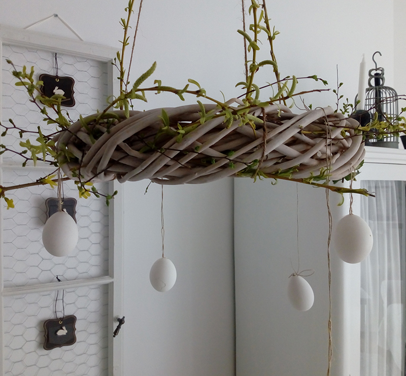 Skandináv stílusú húsvéti dekorációk fehérben