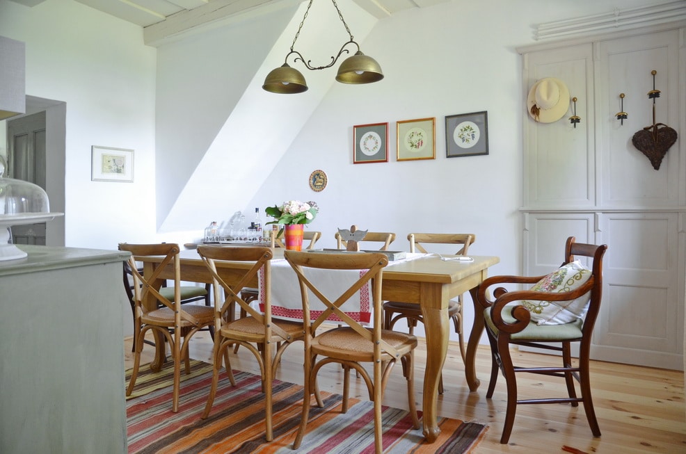 Ebédlő vidéki stílusban - rusztikus ebédlő bútor - Annie Sloan krétafesték - Asztalos Fabrik