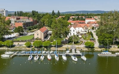 Új boutique hotel nyílik Tatán a festői Öreg-tó partján