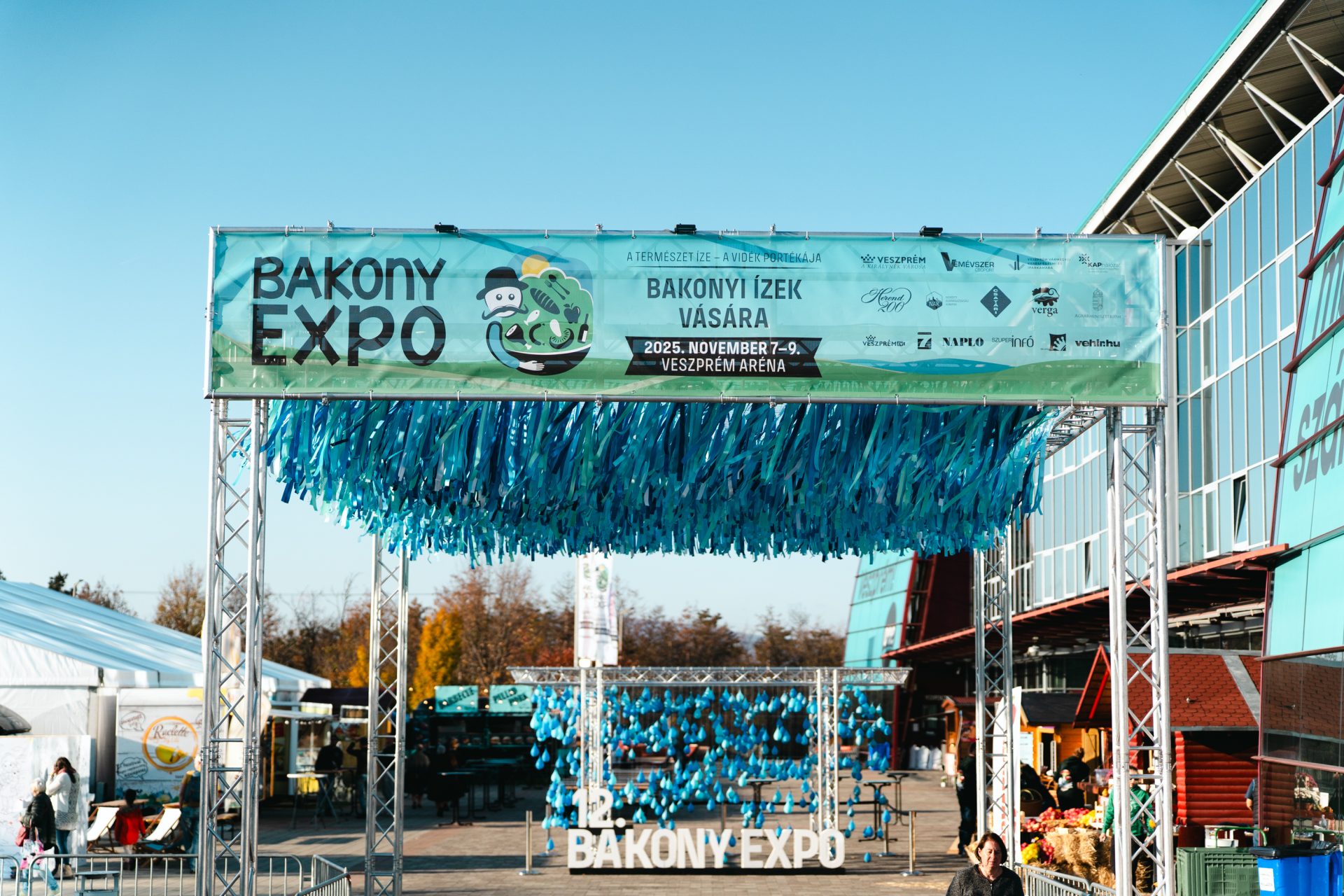 Zelna borászat, Mérmű stúdió, Balatonfüred, vidéki otthon